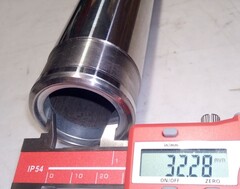 Перо вилки для Suzuki GSX 1400 2001-2005, 46мм*642мм