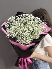 Букет из белой гипсофилы в стиле "Куроми"