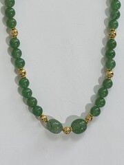 Авантюрин (бусы из натуральных камней)