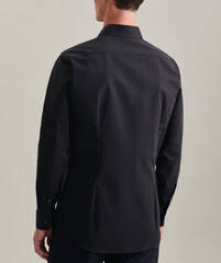 Сорочка мужская Seidensticker Shaped Fit 01.021000-84 черная из поплина