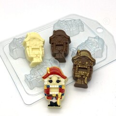 Пластиковая форма для конфет Щелкунчик 4 ячейки