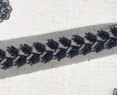 Тесьма декоративная вышивка стеклярус, ш. 2,5 см, чёрный