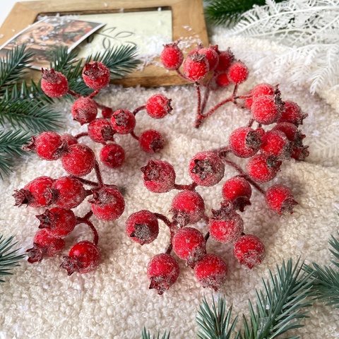 Ягоды Шиповника зонтиком в сахарной обсыпке, на ветке 9 ягод по 15 мм, набор 5 шт.