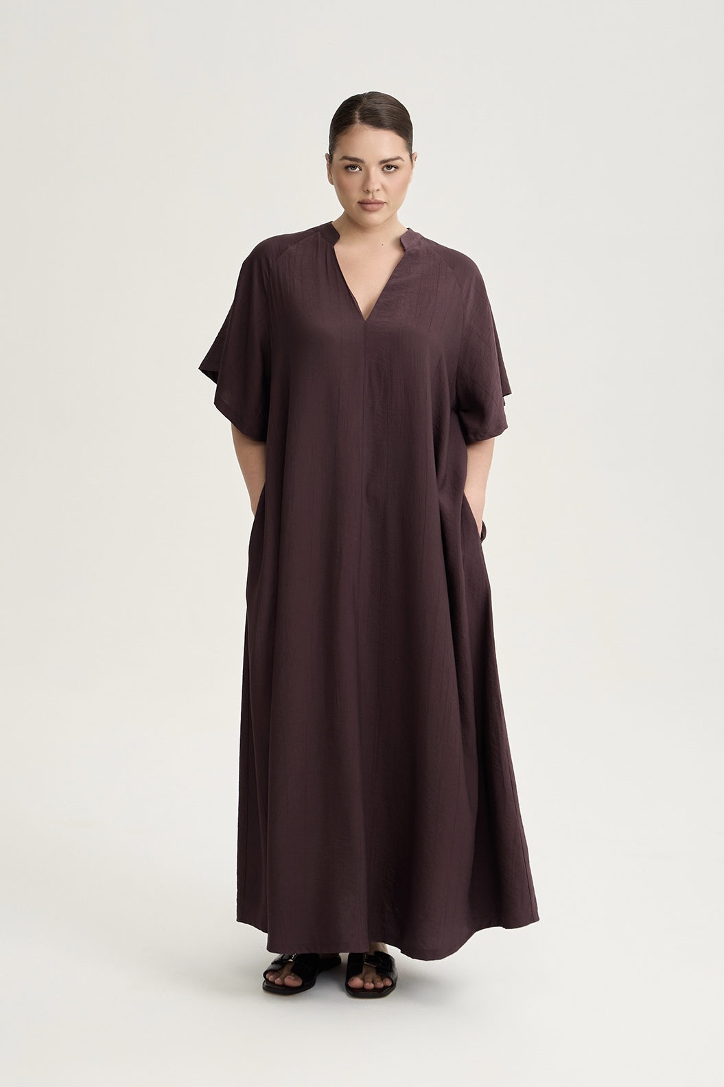 Платье-туника из жатой вискозы, трюфель