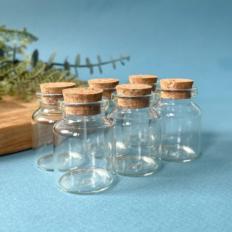 Баночки - бутылочки с пробкой декоративные, стеклянные, прозрачные 4*3*3 см, набор 6 штук