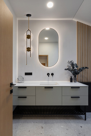 Подвесной светодиодный светильник Freya Drip FR6173PL-L18B