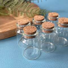 Баночки - бутылочки с пробкой декоративные, стеклянные, прозрачные 4*3*3 см, набор 6 штук