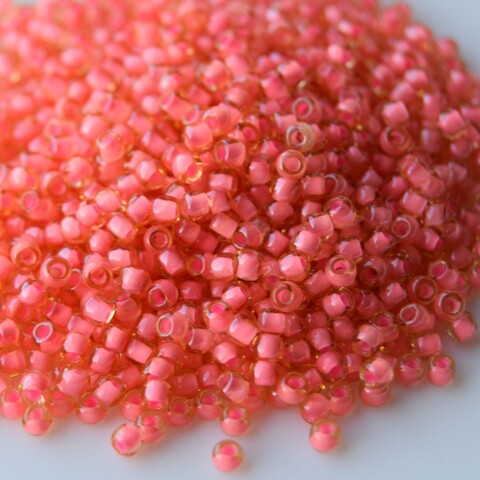Бисер Тохо круглый 11/0 0925 бледно-оранжевый/Toho round