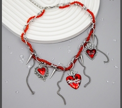 83236-kole-choker-alye-serdca-obemnoe-stilnoe-s-podveskami-iz-cepoche