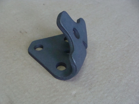 кронштейн двигателя УАЗ ( дв.УМЗ 417-421)