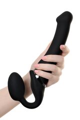 Черный безремневой вибрострапон Silicone Bendable Strap-On M - 