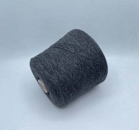 Бобинная пряжа (пр.Италия),1500м/100гр, 80%шерсть, 20%полиамид, цвет-Графит, арт.31495