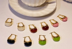 Серьги с подвеской капля с цветной вставкой в стиле CELINE в винтажном стиле