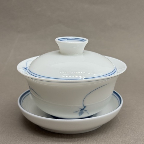 Гайвань с голубыми цветами, фарфор, 150мл