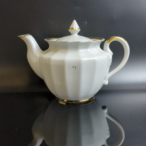 Чайник заварочный "Золотая лента" фарфоровый, Дмитровский завод Вербилки, позолота, винтаж СССР 1965-1991 гг