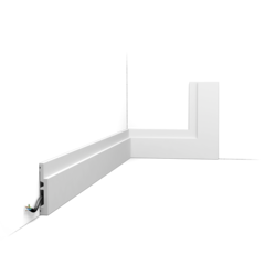 Плинтус SX187