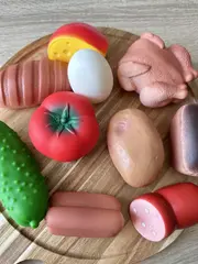 Набор игрушечных продуктов (10 фигурок)