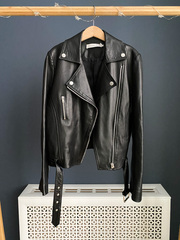 Кожаная куртка  Christian Dior, 152