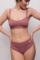 Бралетт №20 с резной чашкой анатомичной формы в 2 цветах