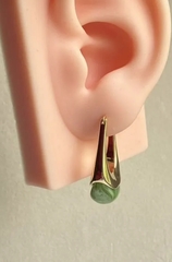 Серьги с подвеской капля с цветной вставкой в стиле CELINE в винтажном стиле