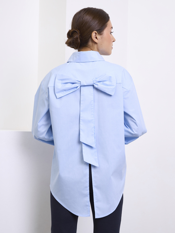Рубашка для девочки голубая с бантом на спине
