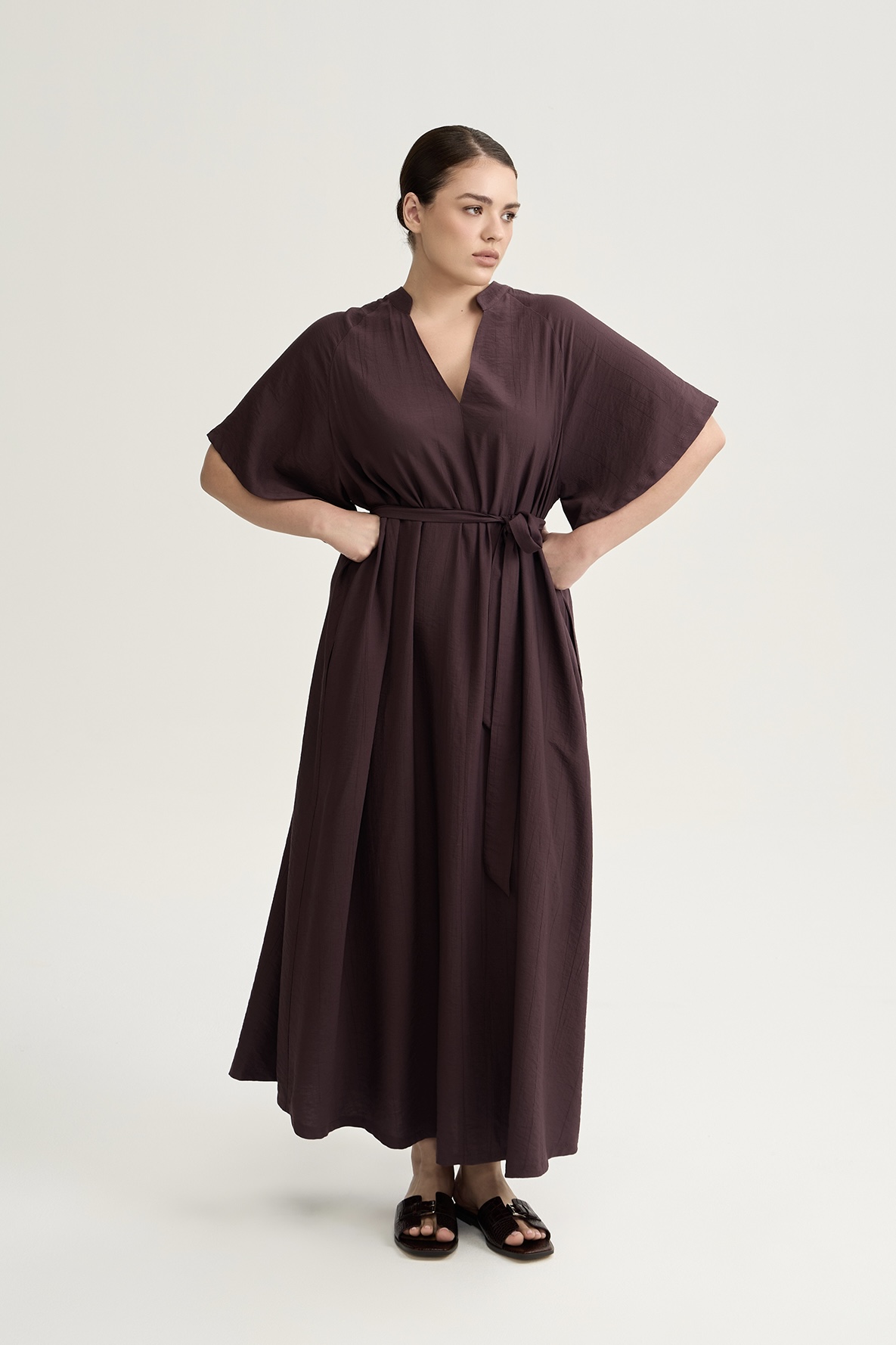 Платье-туника из жатой вискозы, трюфель