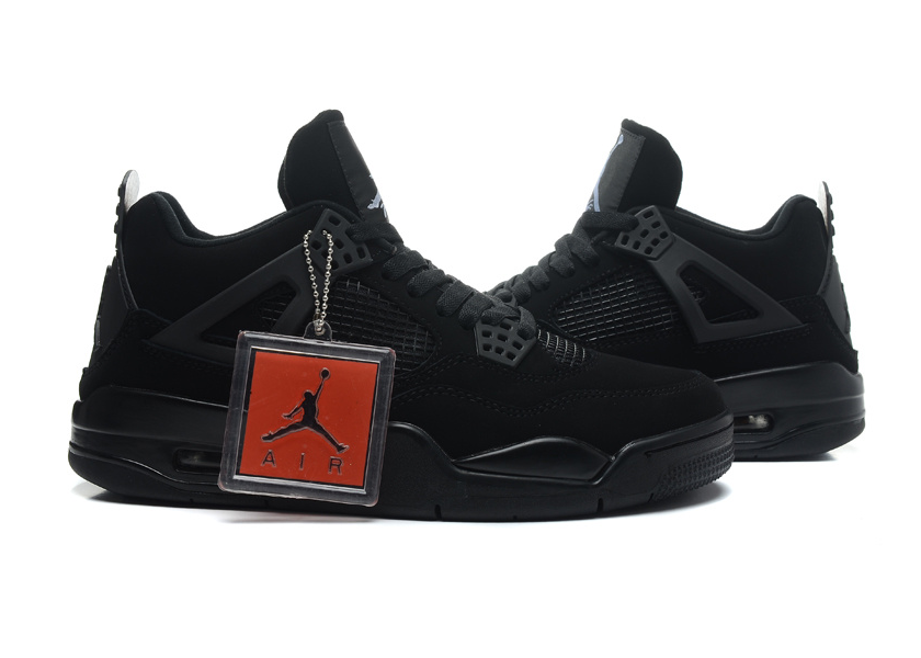 black cat retro jordan 4