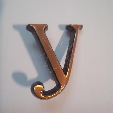 Бронзовая буква У на памятник высотой 3см, Caggiati