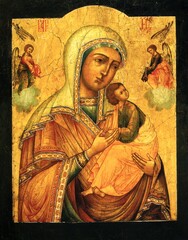 Страстная икона Божией Матери деревянная на левкасе