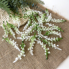 Веточки Лаванды, искусственная зелень, искусственные цветы для декора, Белые, 10 см, 30 шт.
