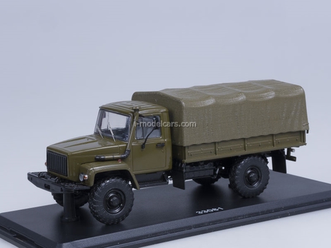 GAZ-33081 4x4 engine D-245.7 Diesel Turbo with awning khaki Start Scale Models (SSM) 1:43