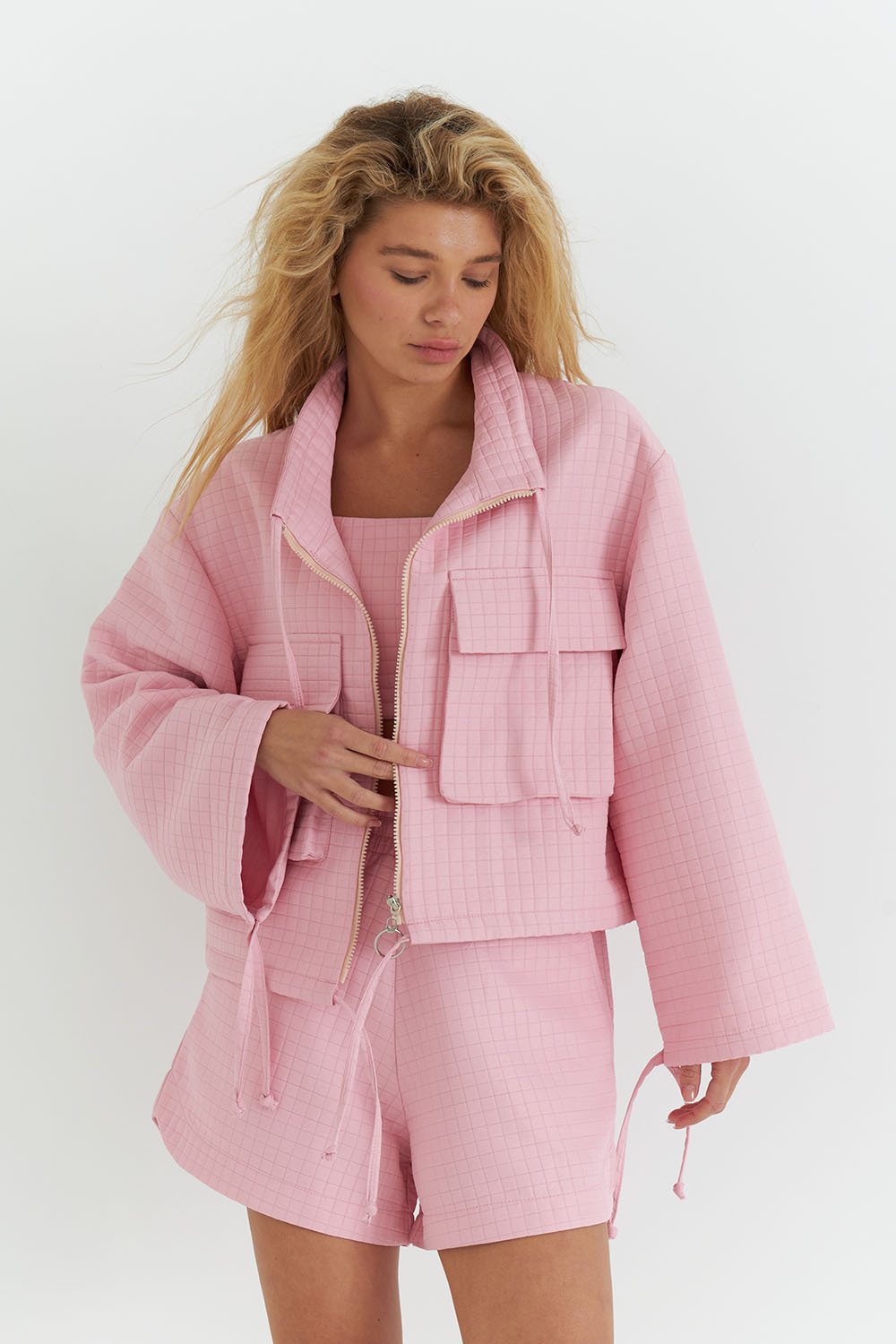 

Куртка на завязках со стежкой в квадрат розового цвета, Розовый, Куртка на завязках со стежкой в квадрат розового цвета