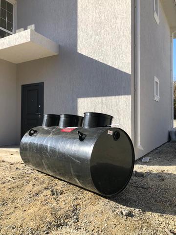 Станция биологической очистки Канада Pro 1.0 S Горизонтальная / 1000 л. в сутки / 5 чел. / самотечный сброс / компрессорная аэрация (300x100x130см;черный) - арт.556091