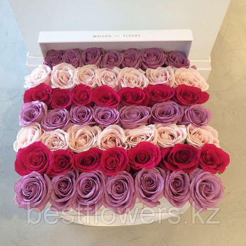 Коробка Maison Des Fleurs с розами 24