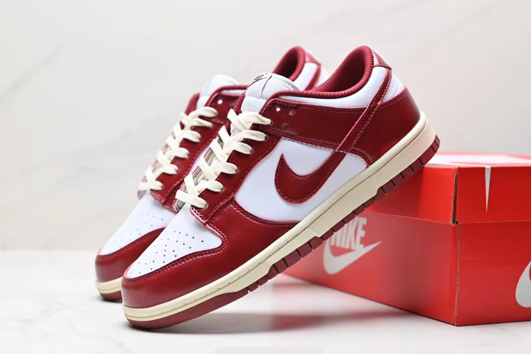 Nike hot red dunks cheap