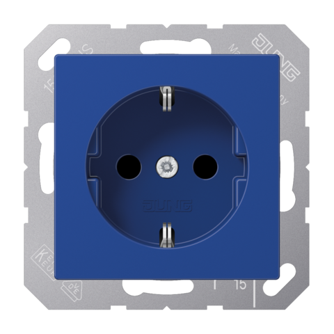 Розетка с заземлением с защитой от детей, безвинтовой зажим. 16 A / 250 B ~. Цвет Блестящий синий. JUNG AS. A1520BFKIBL