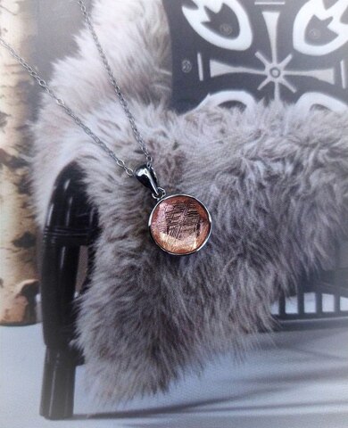 Кулон малый с метеоритом Муонионалуста