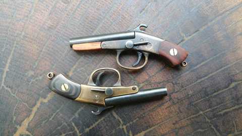 Miniature Remington shotgun wood
