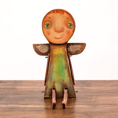 Деревянная статуэтка 