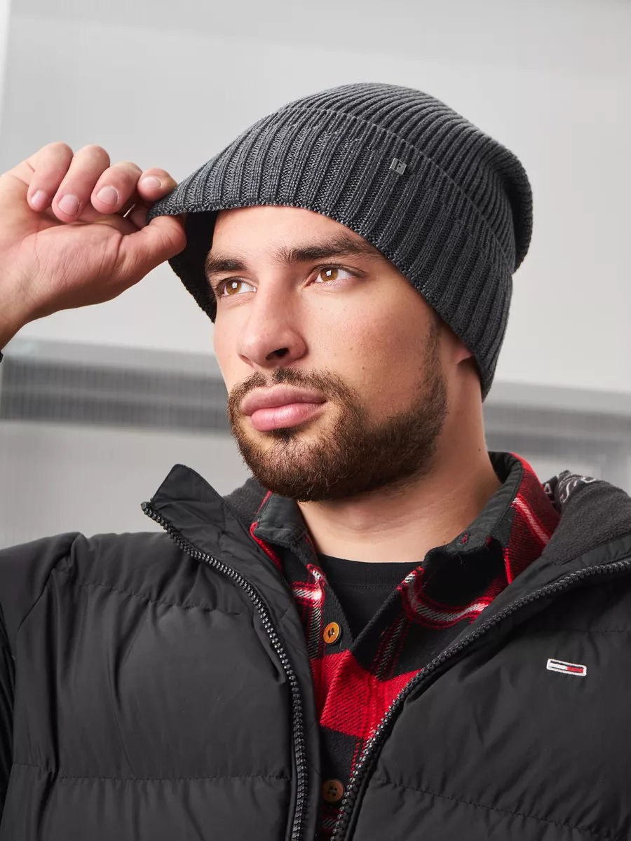 Шапка бини зимняя весенняя с флисом