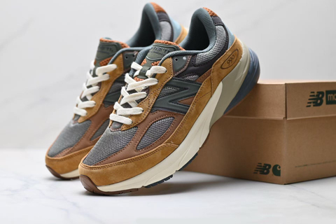 New Balance 990 'Sculpture Center' 