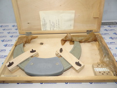 Микрометр резьбовой МВМ- 175 (150-175мм.) Ц/д 0,01мм. ГОСТ 4380-93 (5 пар вставок)