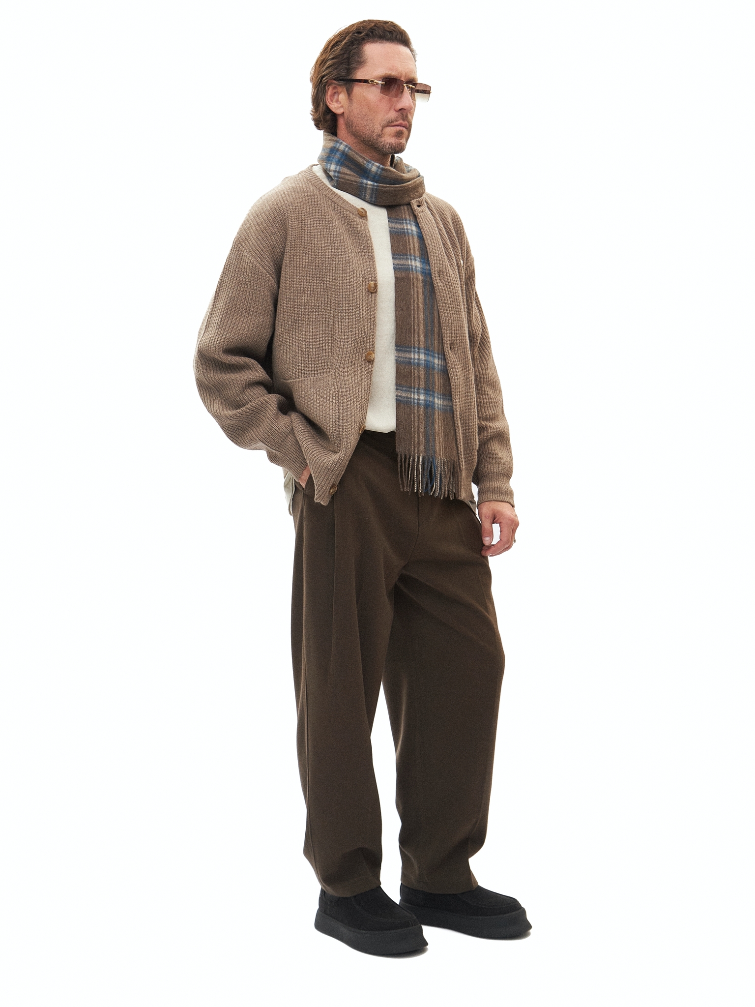 Коричневые брюки BRO с боковыми защипами