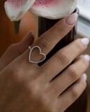 Кольцо Открытое сердце с фианитами