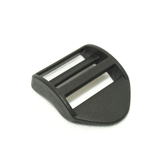 Пряжка-крыло 3-х щелевая, пластик 3,2 см, 5,07 гр, чёрный