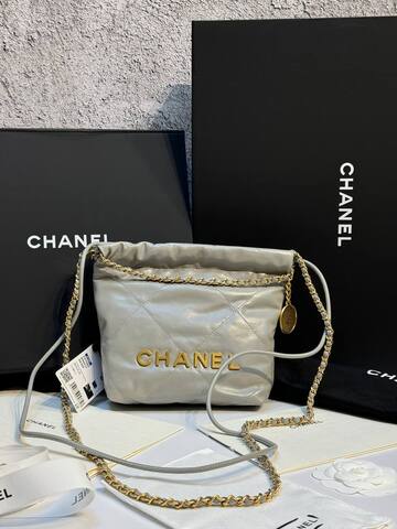 Сумка Chanel 22 mini серый