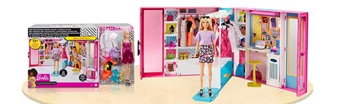 Гардероб мечты Barbie Fashionista 30 Plus Pieces GBK101