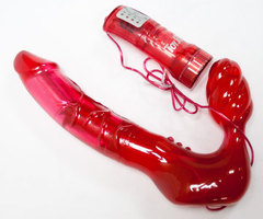 Безремневой вагинальный страпон с вибратором Bend Over Boyfriend Red - 21 см. - 