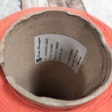 Меринос гребенной BOTTO GIUSEPPE SLOWOOL LIGHT 2/48 коралловый