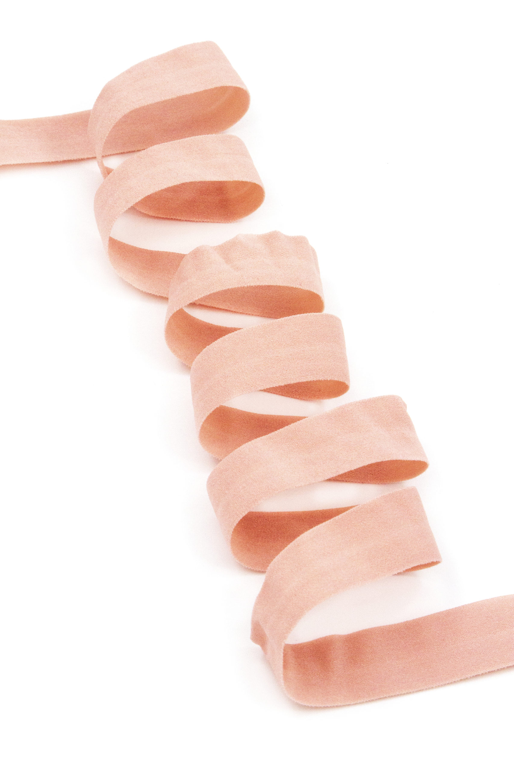 Бейка эластичная коралловый миндаль матовая 20 мм